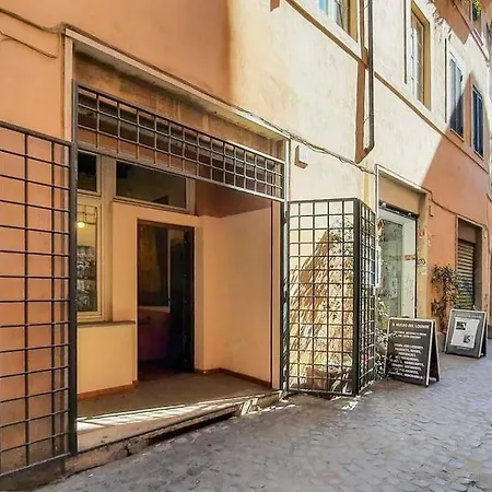 Domus Reginella, Nella Zona Piu Richiesta Di Roma